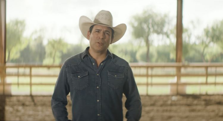 “Desvelado”: Bobby Pulido se lanza como candidato demócrata al Congreso de EU