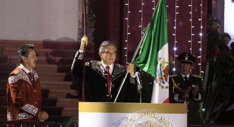 Da Américo Villarreal Grito de Independencia junto a miles de familias tamaulipecas