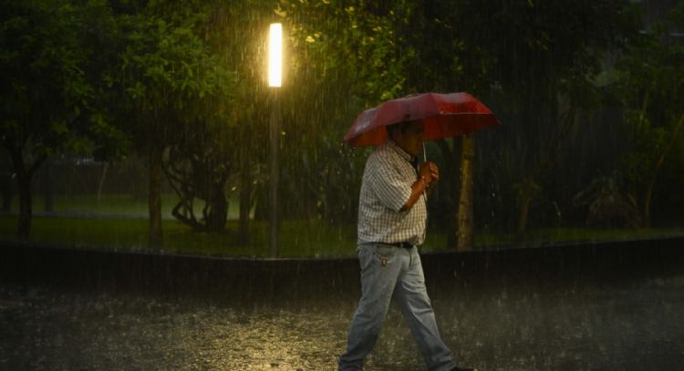 Lluvias muy fuertes e intensas todo el fin de semana: alerta de viernes a lunes en estas entidades