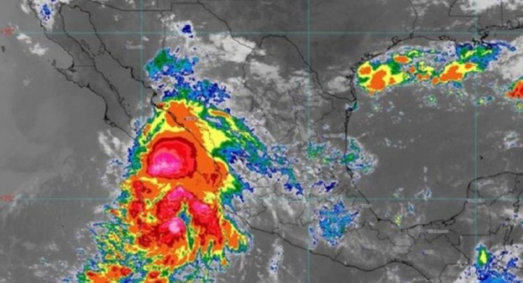 Se activa alerta en seis estados por la formación de la Tormenta Tropical Lorena