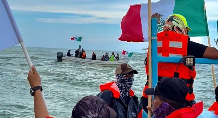 Denuncian hostigamiento de EU a ambientalistas que protestan contra SpaceX en Tamaulipas