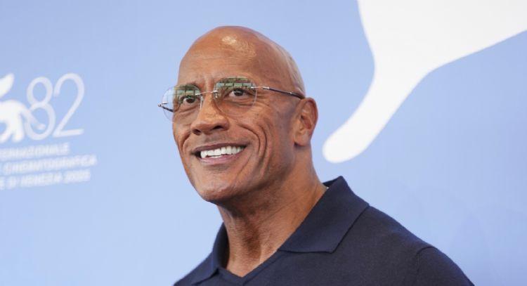 ¿Dwayne Johnson, candidato al Oscar? “The Smashing Machine” genera expectación en Venecia (Video)