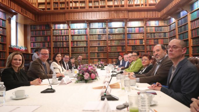 TEPJF y comisión presidencial dialogaron sobre reforma electoral y retos de la judicial