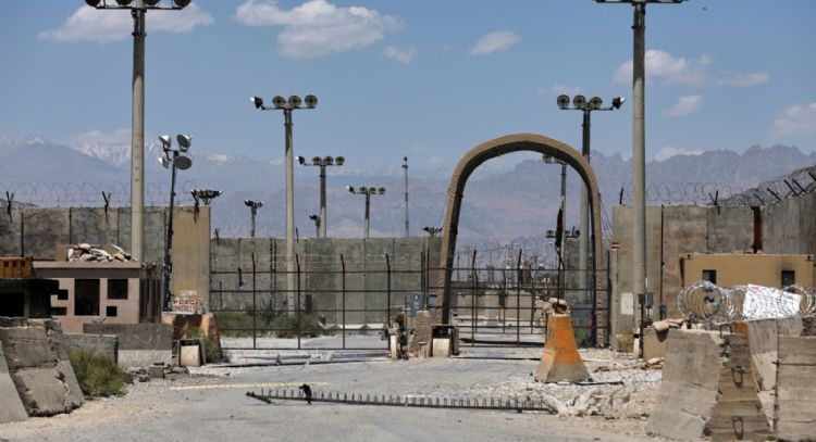 Talibán rechaza propuesta de Trump de recuperar base aérea de Bagram en Afganistán