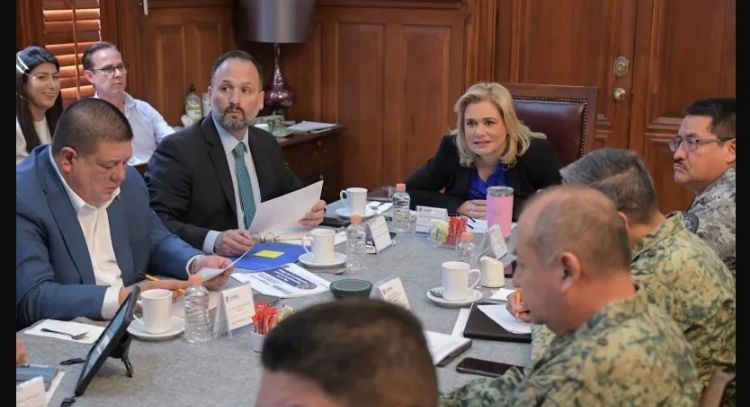 Gobernadora de Chihuahua acuerda con Mesa de Seguridad la instalación de nuevas bases de operaciones