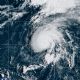 Gabrielle se intensifica rápidamente a huracán categoría 3 en el Atlántico, lejos de tierra firme