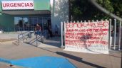Foto ilustrativa de la nota titulada: Con manta, piden a capo que surta medicamentos en Hospital General de Mexicali