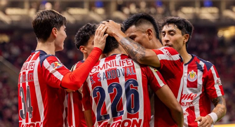 Chivas derrota 3-1 a Necaxa en el primer partido ante su exentrenador Fernando Gago (Videos)