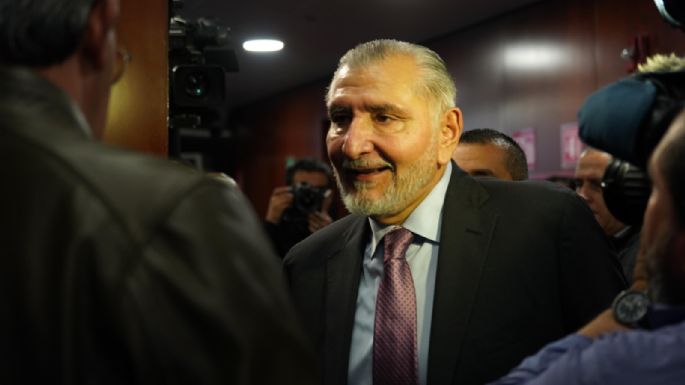 Adán Augusto López cede... en la Ley de Amparo