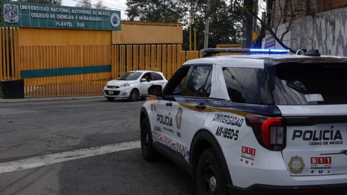 Padres de familia y alumnos marchan de nuevo hacia Rectoría de la UNAM por el asesinato de Jesús Israel