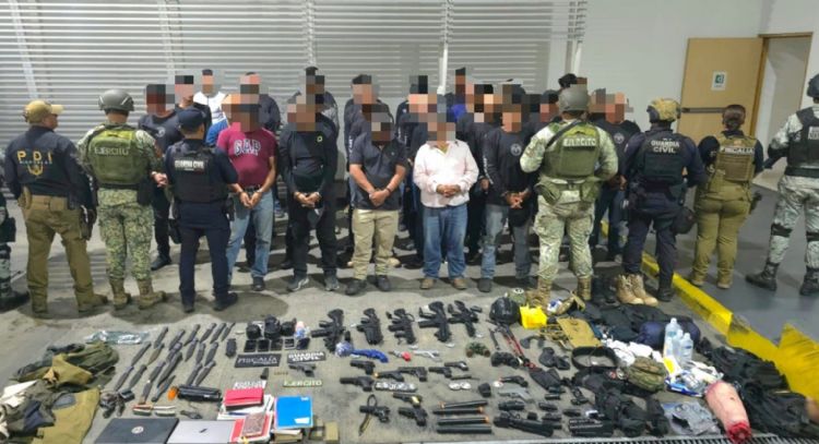 Detienen a 38 presuntos integrante de La Luz del Mundo en Michoacán, entre ellos un estadunidense