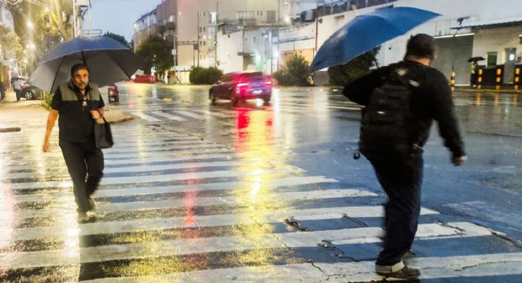 Chubascos y lluvias fuertes e intensas pegarán el jueves a los siguientes estados