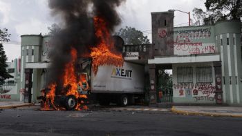 Si Sheinbaum quiere, aún es posible esclarecer el caso Ayotzinapa: Buitrago