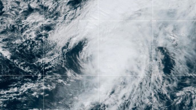 Huracán Gabrielle avanza rápido y causará fuertes lluvias y marejadas a las Azores