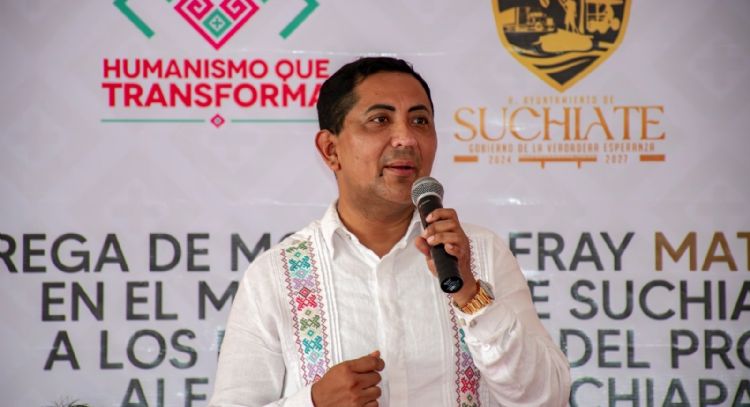 Alcalde de Suchiate denuncia intento de extorsión por video en el que aparece con prendas femeninas