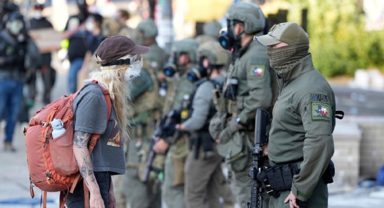 Trump autoriza el envío de tropas y el uso de la "fuerza total" en Portland