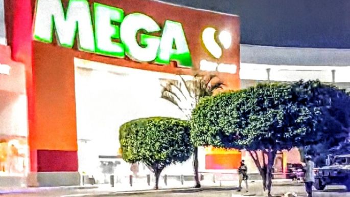 Asesinan a un hombre en el estacionamiento de Mega Soriana en Jiutepec, Morelos