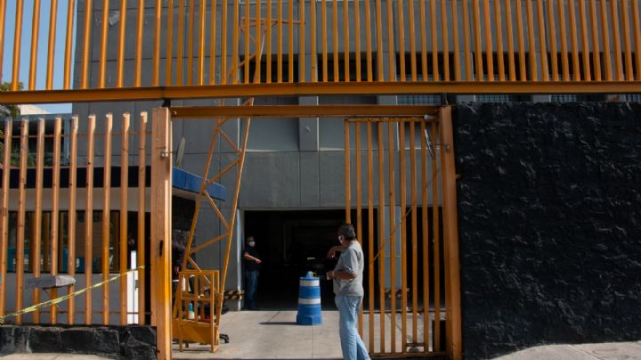 Falsa amenaza de bomba en la Prepa 8 provoca la evacuación de alumnos