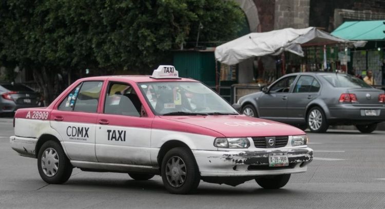 Semovi lanza programa para sustituir taxis; dará apoyo de hasta 200 mil pesos para autos eléctricos