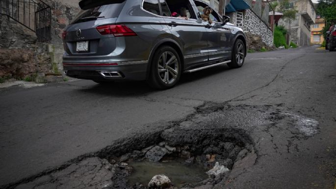 ¿Por qué hay tantos baches en CDMX? Esto dice Clara Brugada
