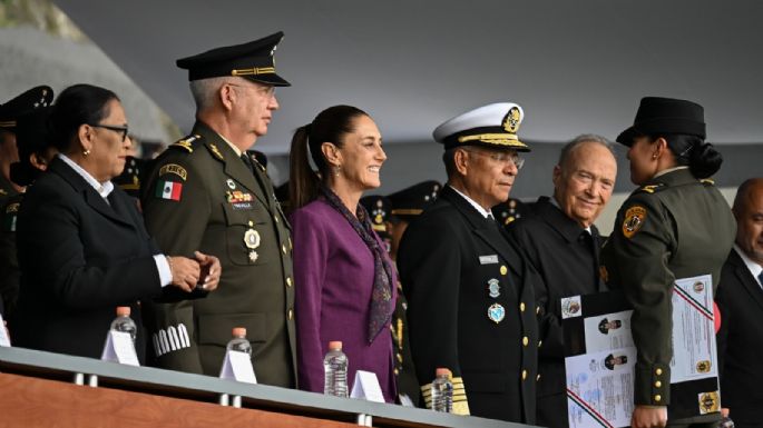El valor de la lealtad no admite medias tintas, dice Sheinbaum a jóvenes militares
