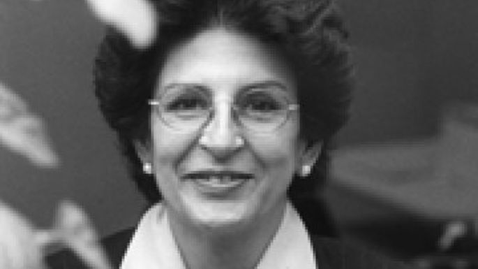 Silvia Molina recibe el Premio al Mérito Literario “Rosario Castellanos”
