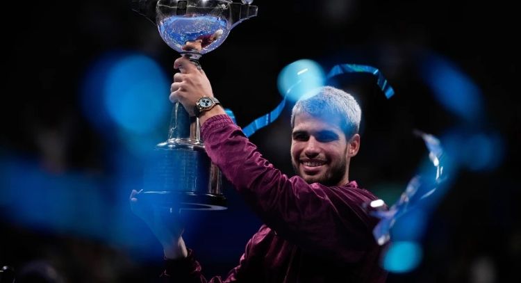 Alcaraz vence a Fritz y se lleva el Abierto de Japón para su octavo título del año