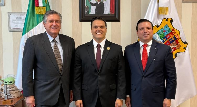 Congresistas texanos asisten a protesta del nuevo poder judicial de Tamaulipas