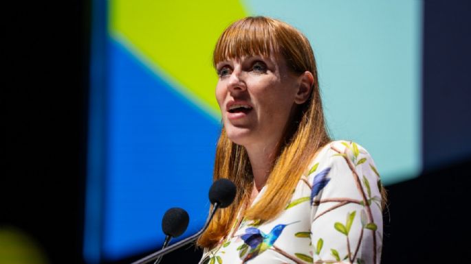Dimite la "número dos" del gobierno británico por irregularidades fiscales en la compra de una casa