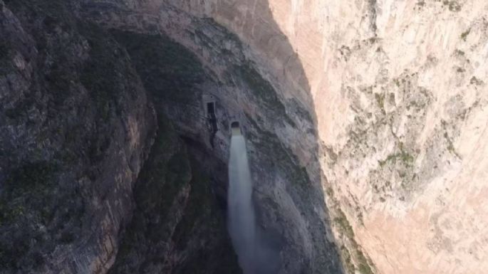 Desfogue de presa Zimapán dejará sin agua a 900 mil personas por suspensión del Sistema Acueducto II