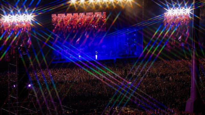 Música y protesta propalestina llenan concierto de Residente en Zócalo de la CDMX