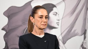 Perú aprueba moción para declarar persona non grata a Claudia Sheinbaum