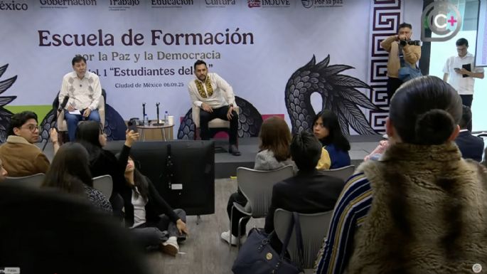 “Está la derecha detrás”: esto dijo Noroña de la estudiante de la UAEM que lo cuestionó (Video)