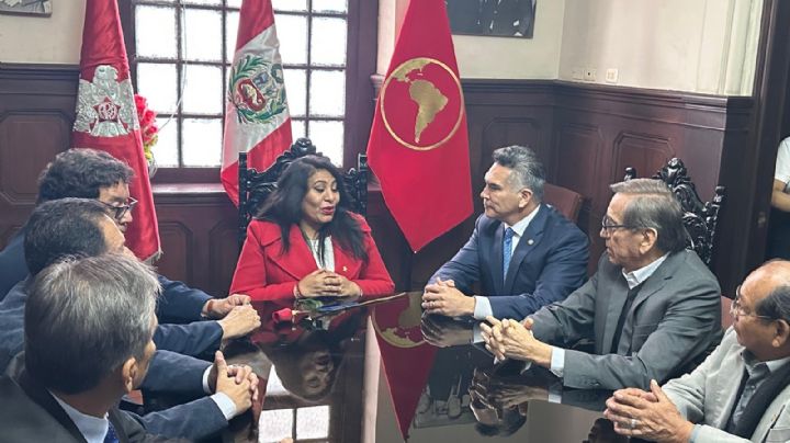 Alito se reúne con Boluarte mientras el Congreso de Perú busca declarar “non grata” a Sheinbaum