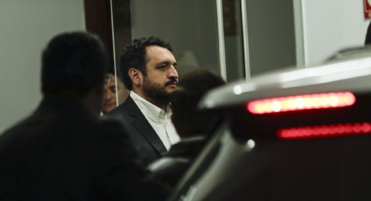 "Pura politiquería": Sheinbaum sobre denuncia contra "Andy" López Beltrán por huachicol fiscal
