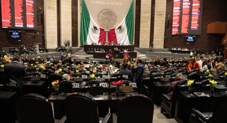 Se retrasa la entrega del paquete económico al Congreso; se hará cerca de la media noche