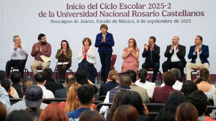 Primera generación de la Universidad Nacional Rosario Castellanos inicia clases en Naucalpan