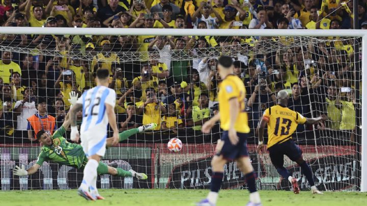 Ecuador derrota 1-0 a Argentina sin Messi en fecha final de eliminatorias