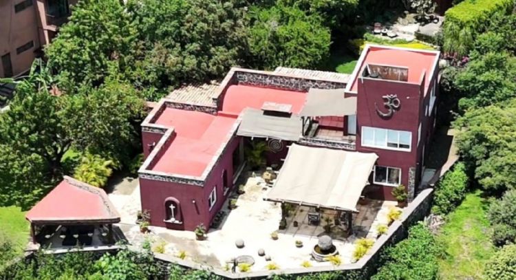 Gobernadora de Morelos defiende a Noroña por casa en Tepoztlán; asegura que es golpeteo político