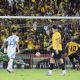 Ecuador derrota 1-0 a Argentina sin Messi en fecha final de eliminatorias