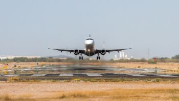 Más pasajeros en aeropuertos: Obregón aumenta 20%; Hermosillo alcanza 2.2 millones con Gobernador Du