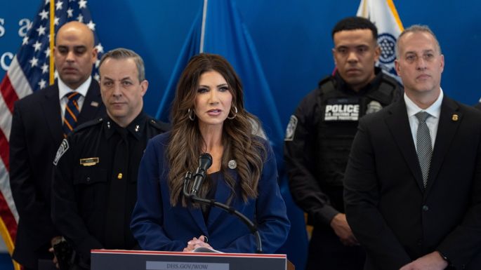 Congreso de EU debate posibles consecuencias para ICE y Noem tras asesinato de Renee Good