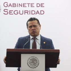 Secretaria particular de Quiroz y Manzo “sólo fue entrevistada”, aclara el fiscal de Michoacán