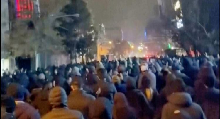 Irán enfrenta la mayor ola de protestas masivas desde 2022