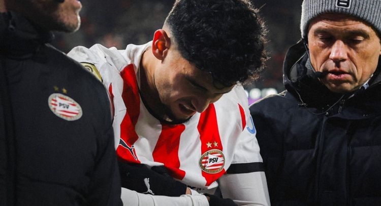 El futbolista estadunidense Ricardo Pepi se fractura el brazo tras anotar gol con el PSV (Video)