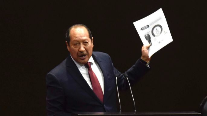 Leonel Godoy rinde declaración como testigo en Fiscalía por homicidio de Carlos Manzo