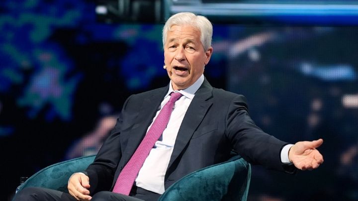 Wall Street advierte a Trump: Deje de atacar a la Fed y a la industria de tarjetas de crédito