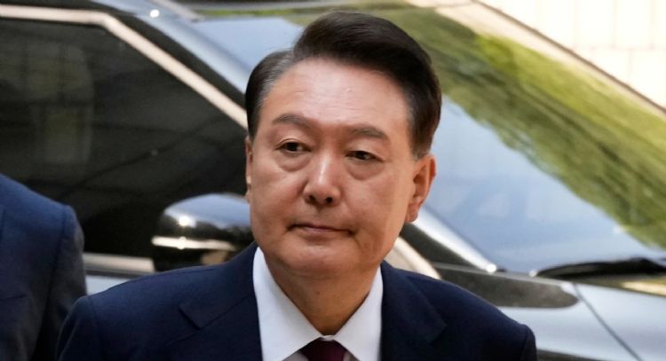 Condenan a 5 años de prisión al expresidente Yoon por cargos relacionados con decreto de ley marcial