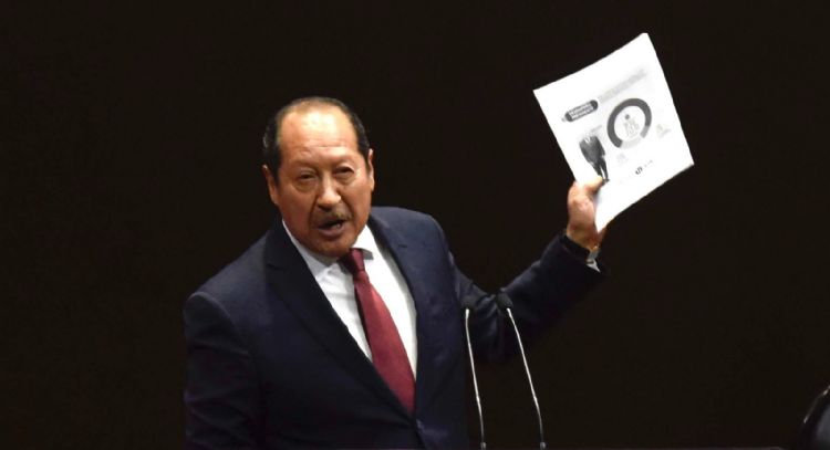 Leonel Godoy rinde declaración como testigo en Fiscalía por homicidio de Carlos Manzo