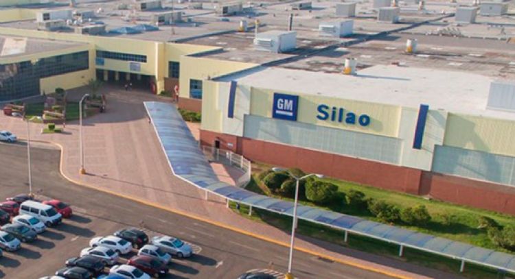 Pese a Trump y sus críticas al T-MEC, General Motors anuncia inversión de mil mdd en México
